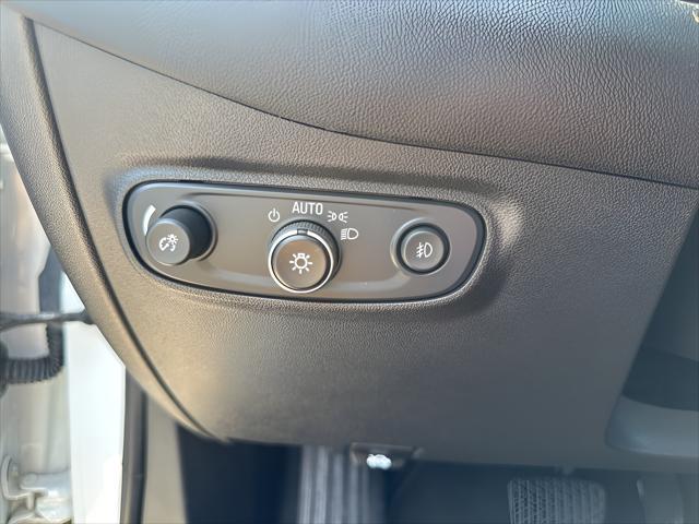 used 2021 Chevrolet Equinox car, priced at $25,498
