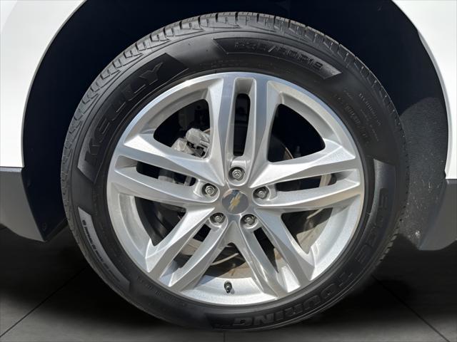 used 2021 Chevrolet Equinox car, priced at $25,498