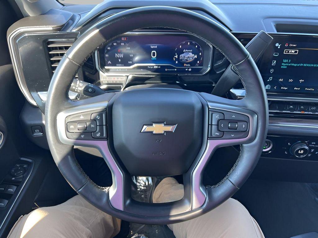 used 2024 Chevrolet Silverado 1500 car, priced at $35,998