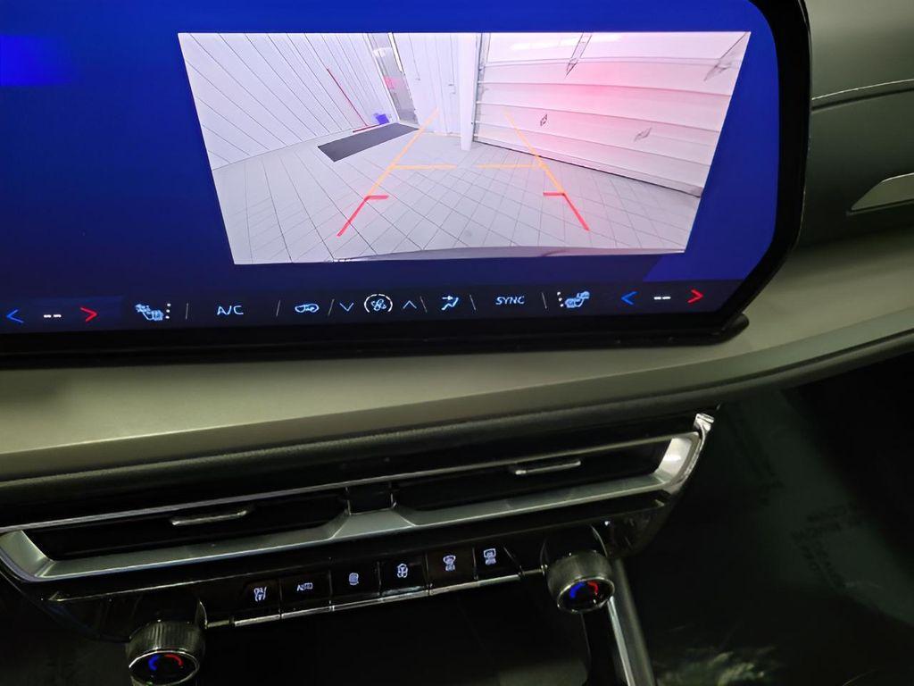 used 2025 Chevrolet Traverse car, priced at $36,480