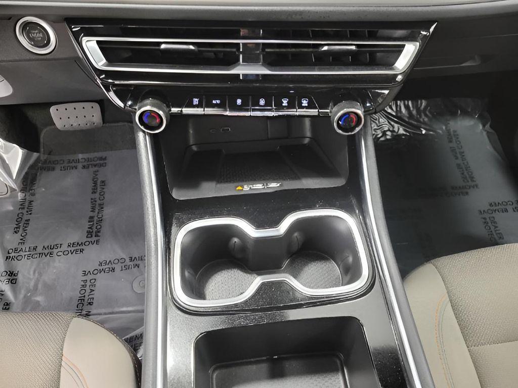 used 2025 Chevrolet Traverse car, priced at $36,480