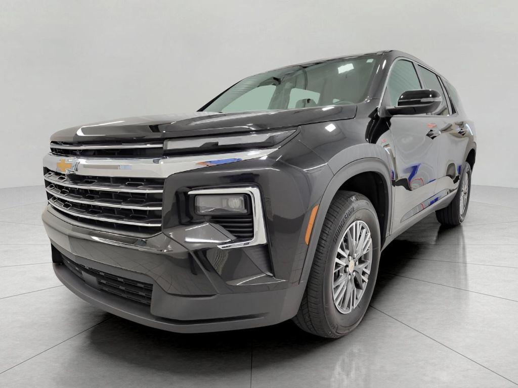used 2025 Chevrolet Traverse car, priced at $36,480