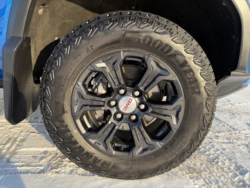 used 2023 GMC Canyon car, priced at $36,340