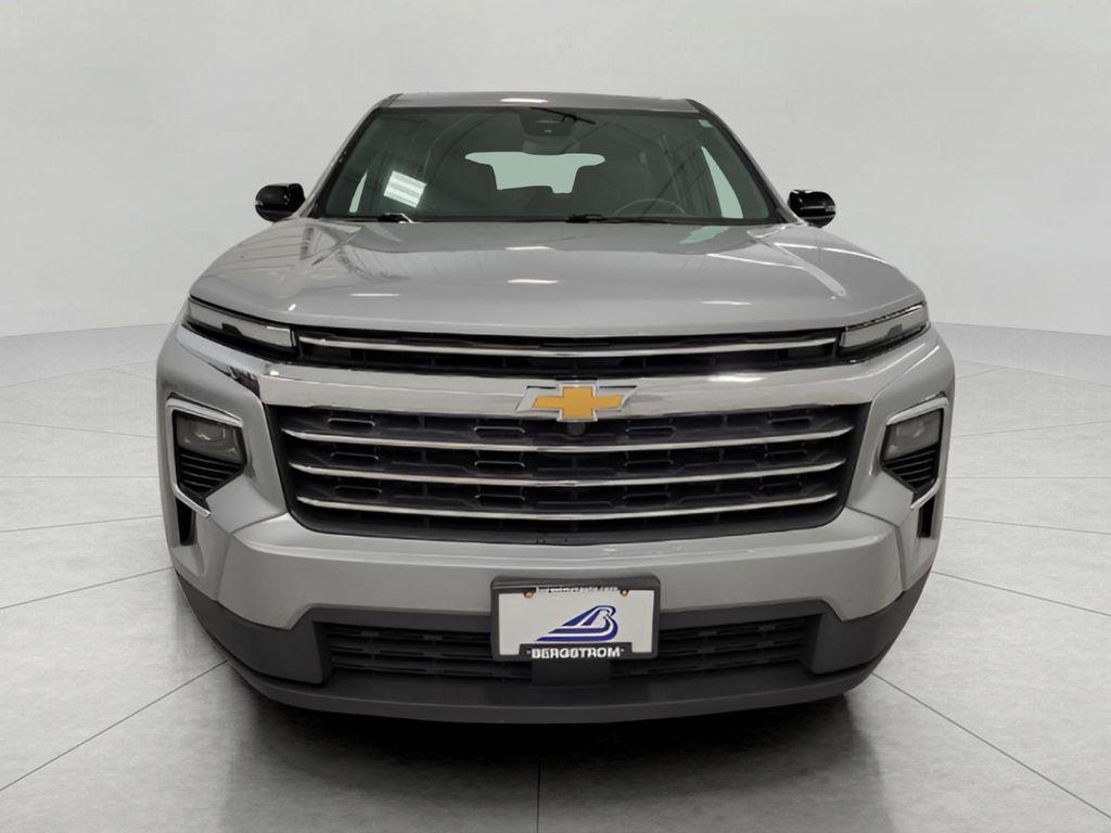 used 2025 Chevrolet Traverse car, priced at $36,752