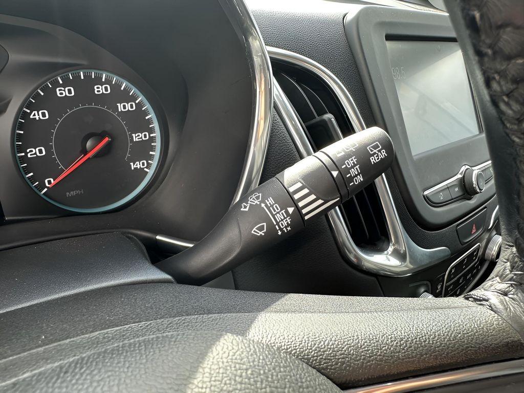 used 2018 Chevrolet Equinox car, priced at $10,984