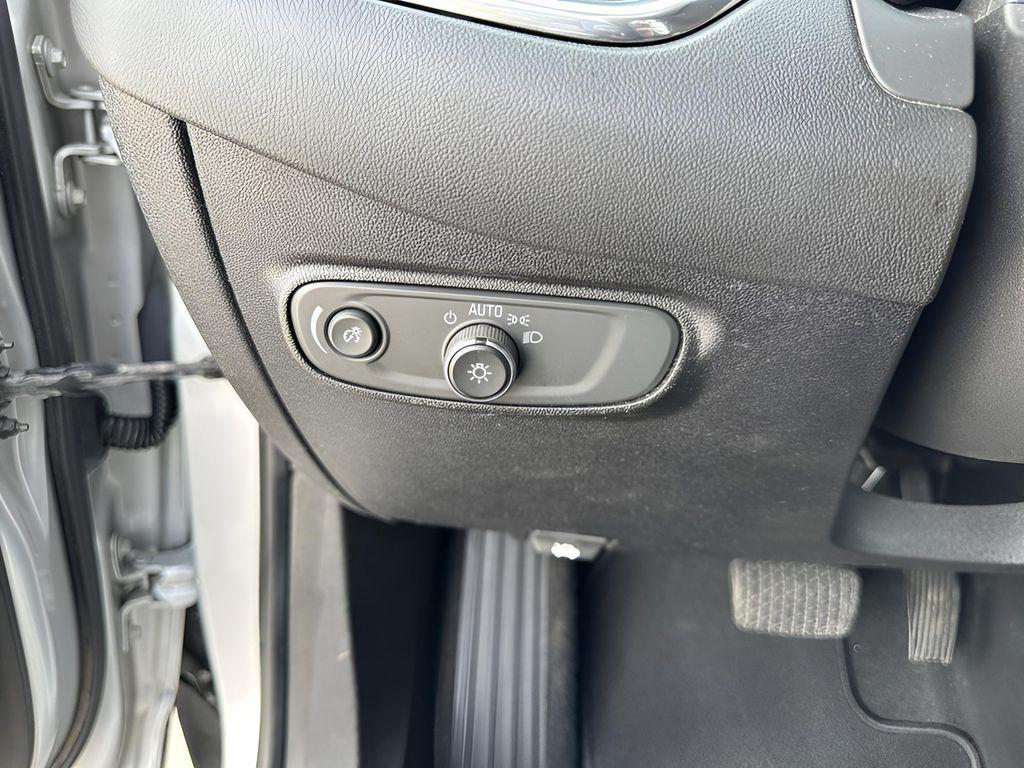 used 2018 Chevrolet Equinox car, priced at $10,984