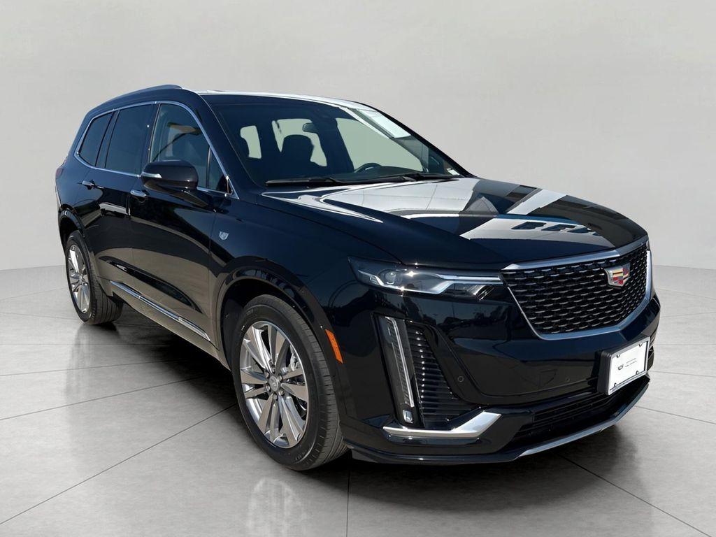 used 2025 Cadillac XT6 car, priced at $46,205