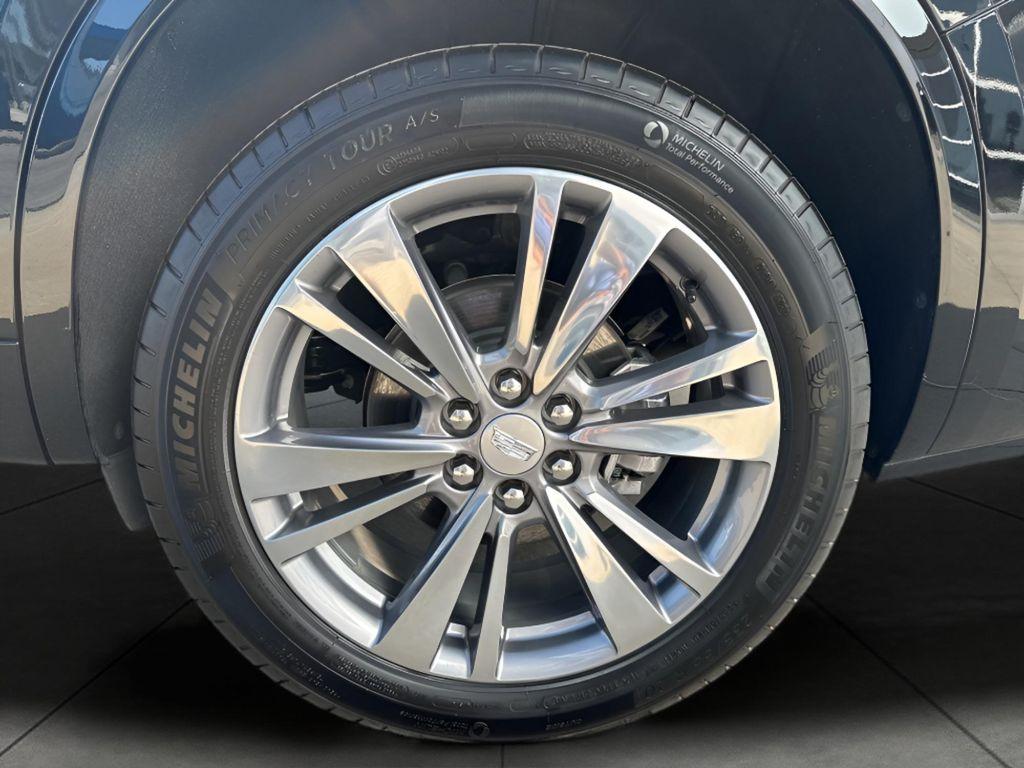 used 2025 Cadillac XT6 car, priced at $42,467