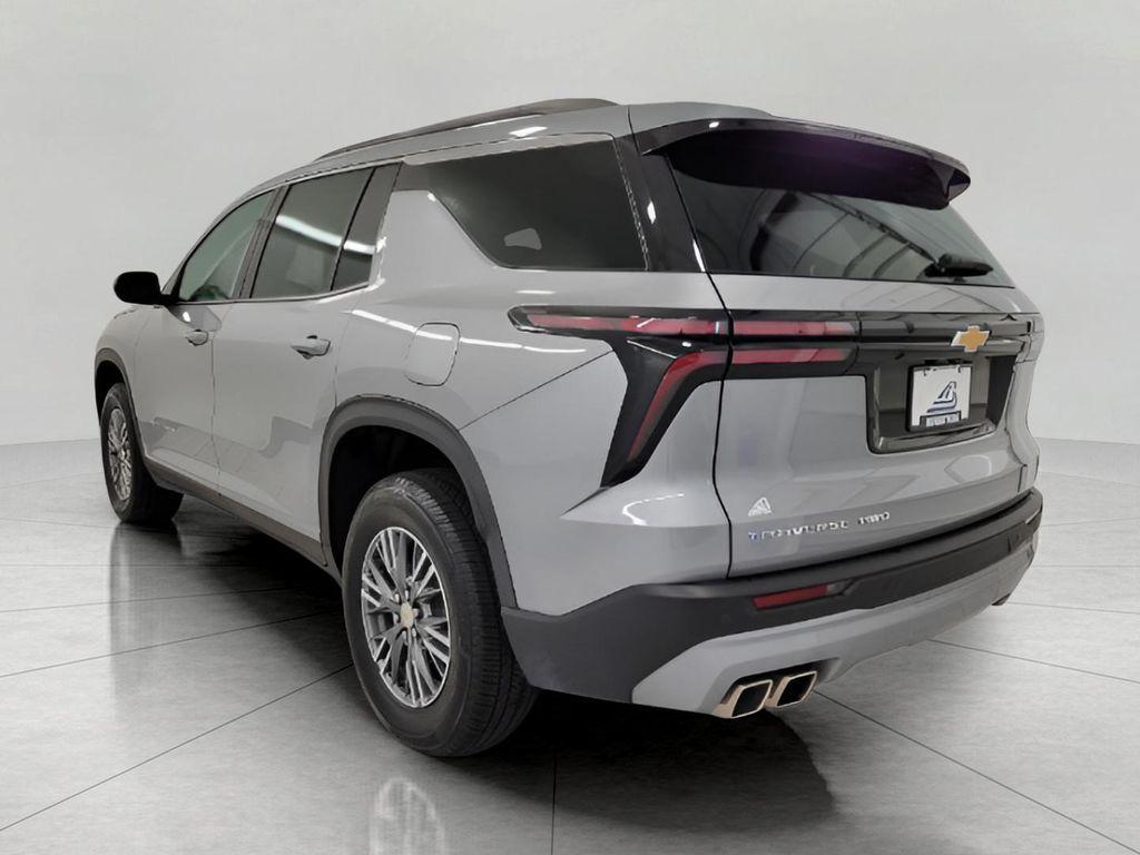 used 2025 Chevrolet Traverse car, priced at $38,431