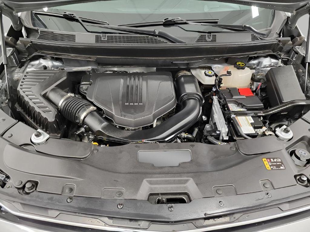 used 2025 Chevrolet Traverse car, priced at $38,431