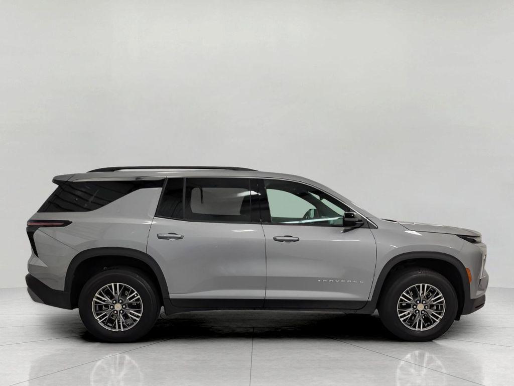 used 2025 Chevrolet Traverse car, priced at $38,431