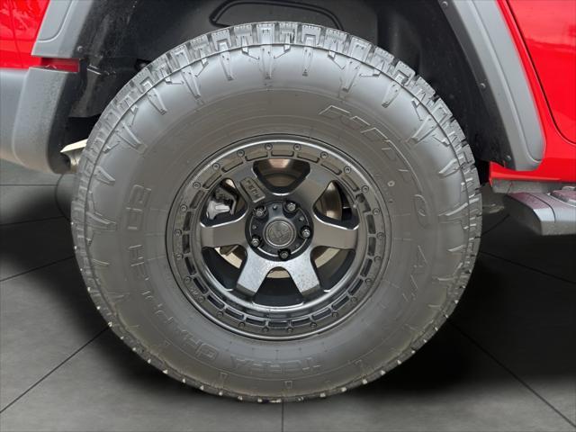 used 2020 Jeep Wrangler Unlimited car, priced at $28,392
