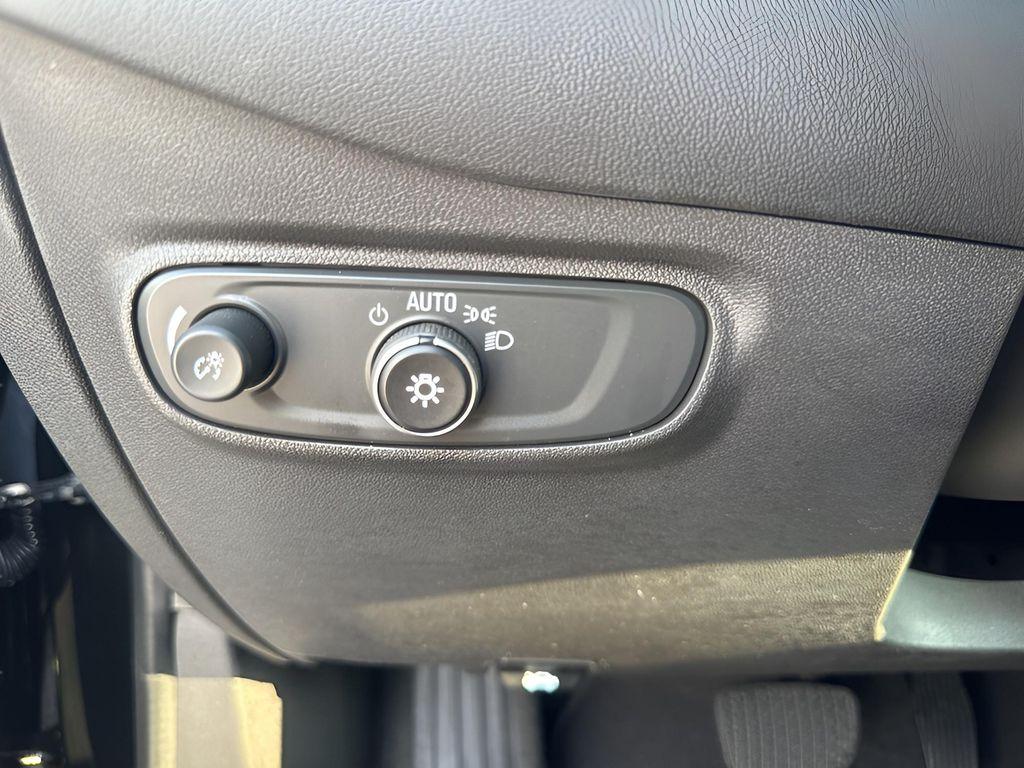 used 2024 Chevrolet Equinox car, priced at $25,938