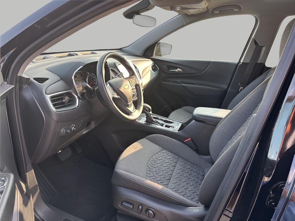 used 2024 Chevrolet Equinox car, priced at $25,938
