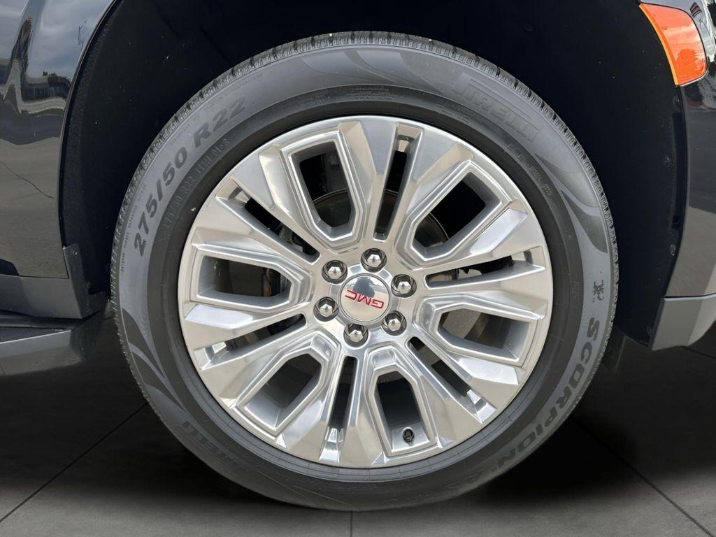 used 2021 GMC Yukon car, priced at $41,993