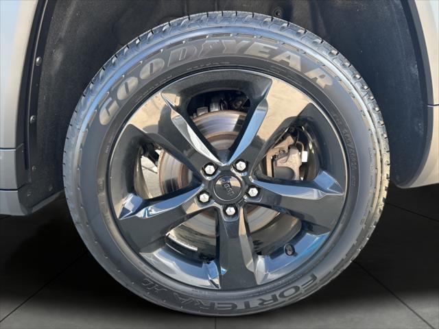 used 2021 Jeep Grand Cherokee L car, priced at $28,984
