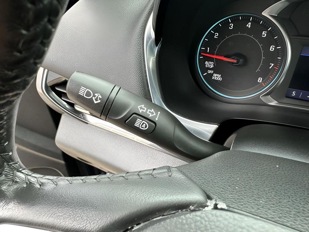 used 2022 Chevrolet Traverse car, priced at $29,544