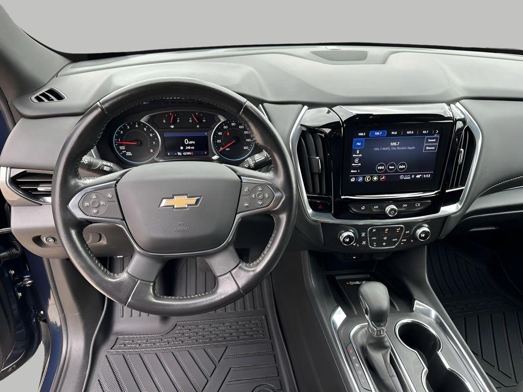 used 2022 Chevrolet Traverse car, priced at $29,544