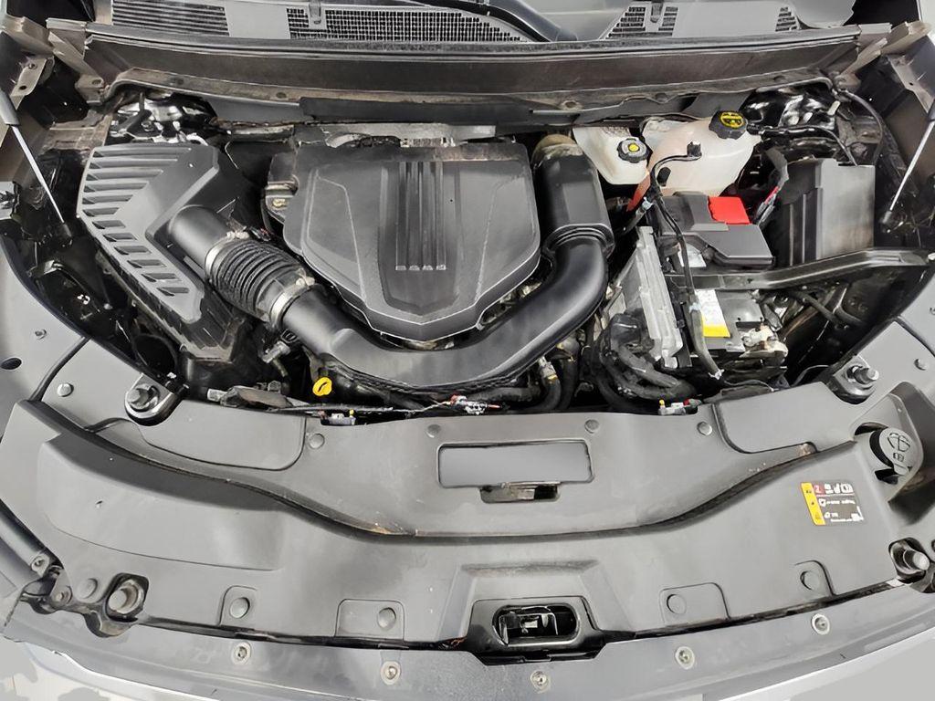 used 2025 Chevrolet Traverse car, priced at $37,948