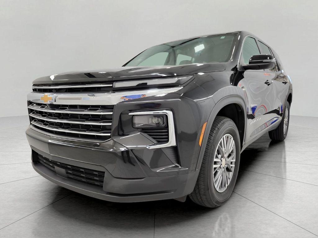 used 2025 Chevrolet Traverse car, priced at $37,948