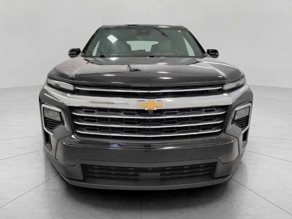 used 2025 Chevrolet Traverse car, priced at $37,948