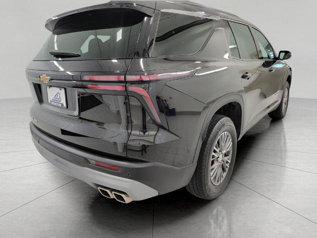 used 2025 Chevrolet Traverse car, priced at $37,948