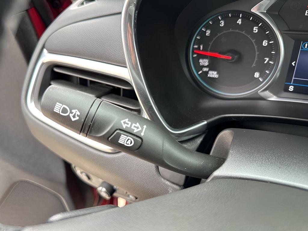 used 2021 Chevrolet Equinox car, priced at $19,993