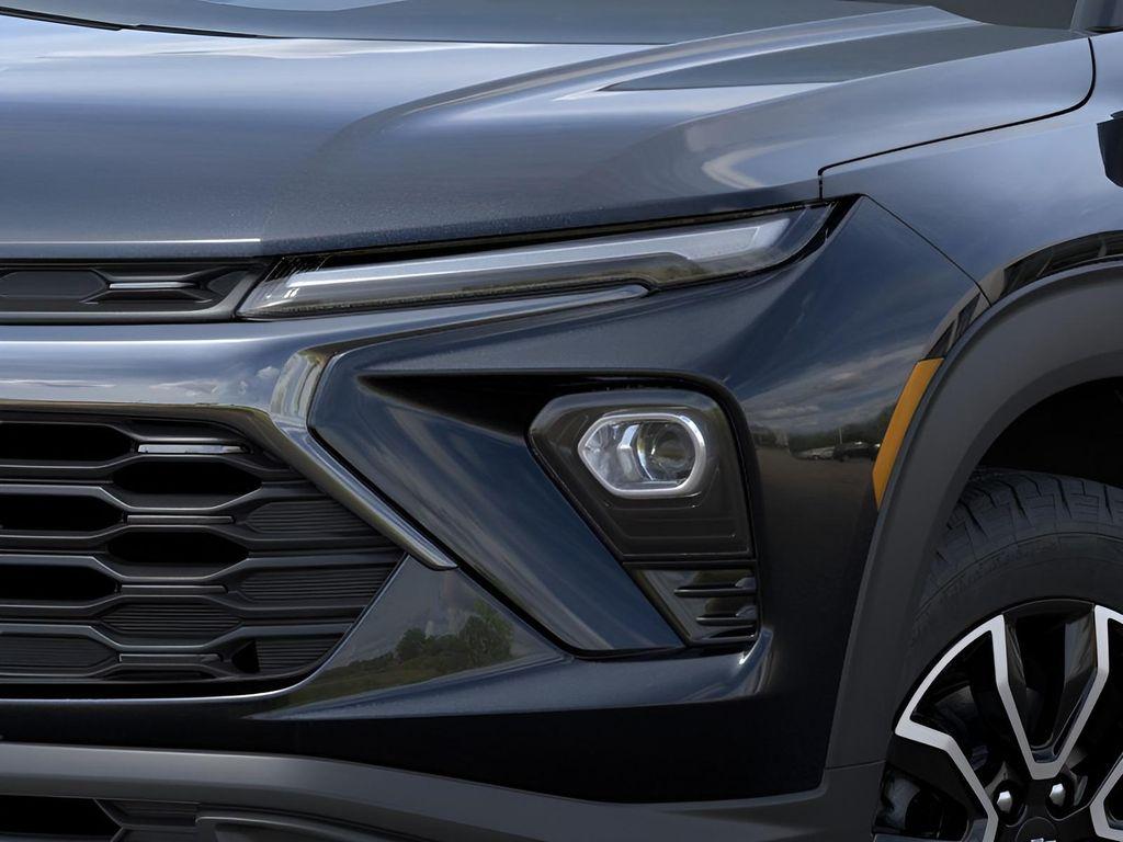 new 2025 Chevrolet TrailBlazer car, priced at $28,120