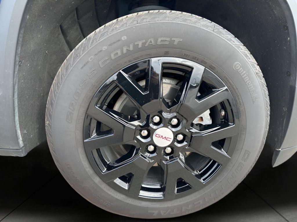 used 2023 GMC Acadia car, priced at $32,902