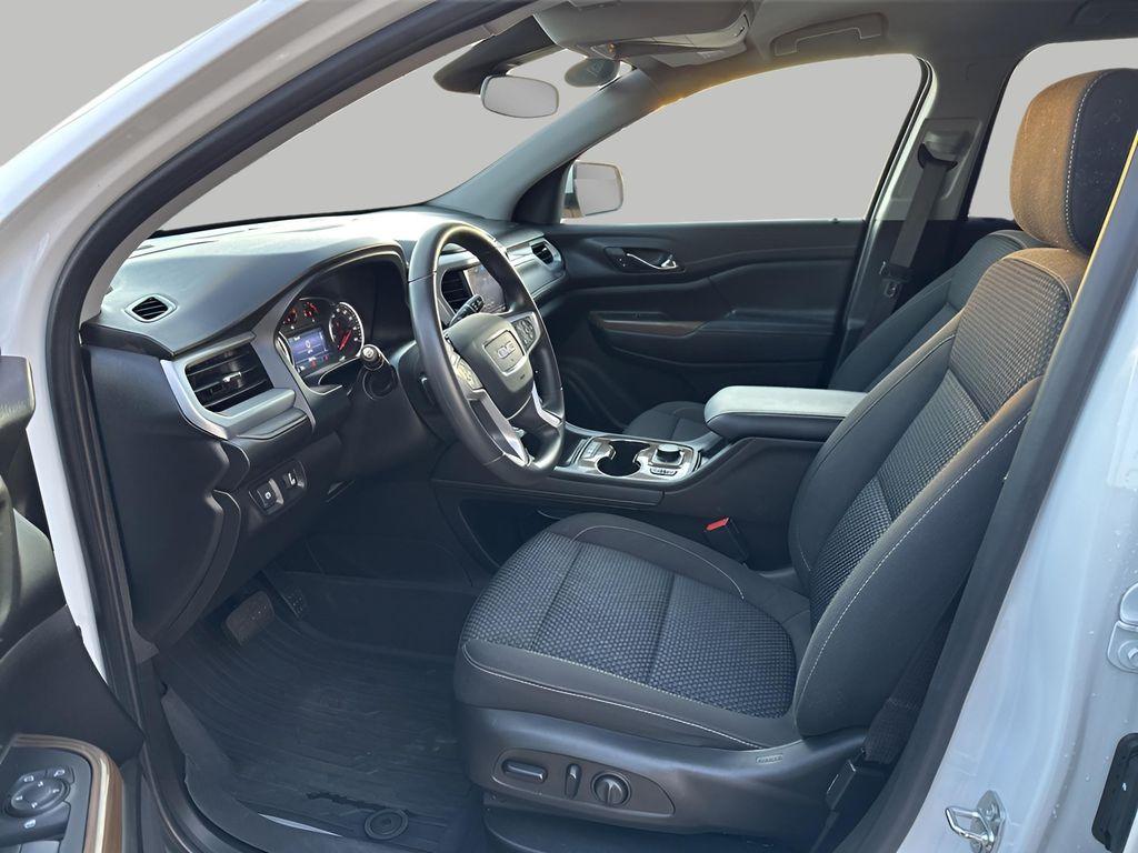 used 2023 GMC Acadia car, priced at $29,395
