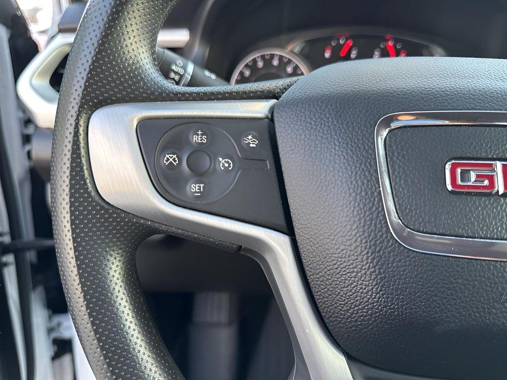 used 2023 GMC Acadia car, priced at $29,395