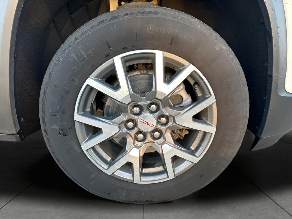 used 2023 GMC Acadia car, priced at $29,395