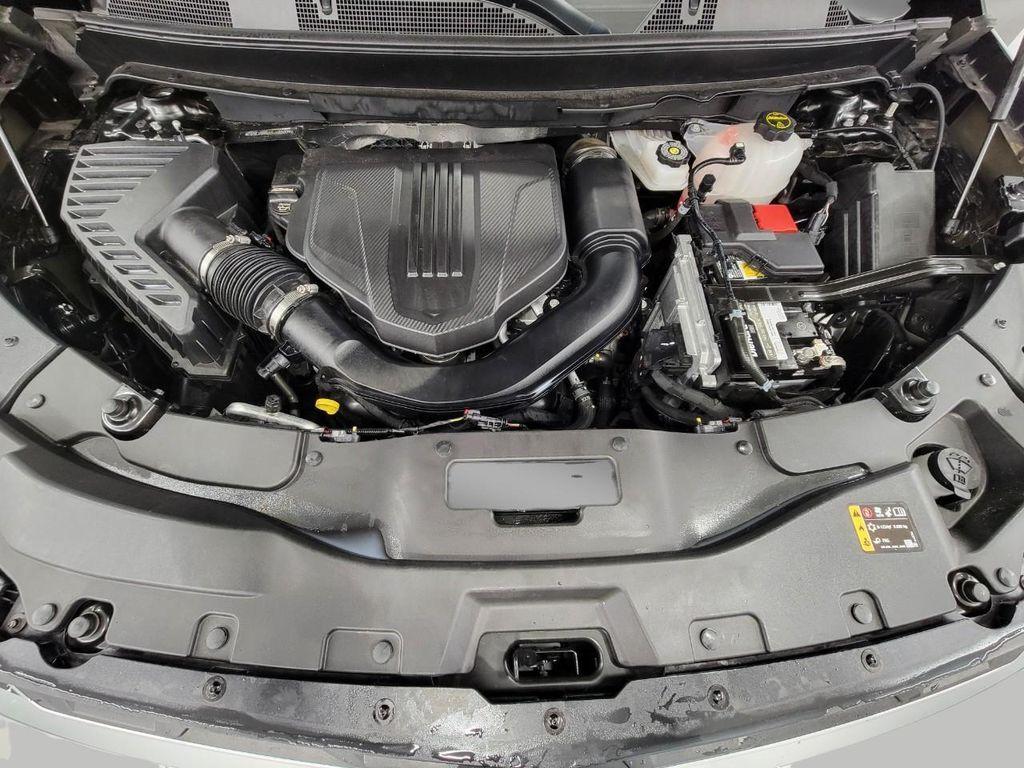 used 2025 Chevrolet Traverse car, priced at $38,622