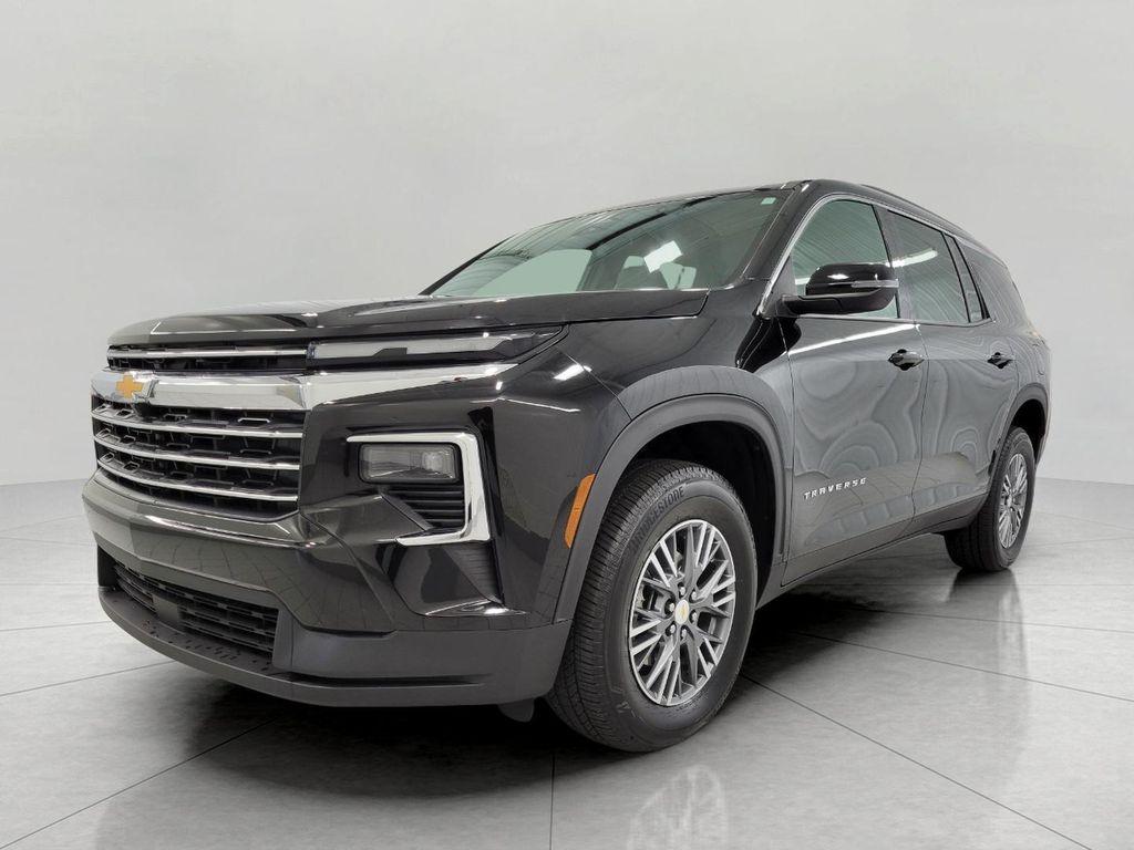 used 2025 Chevrolet Traverse car, priced at $38,622