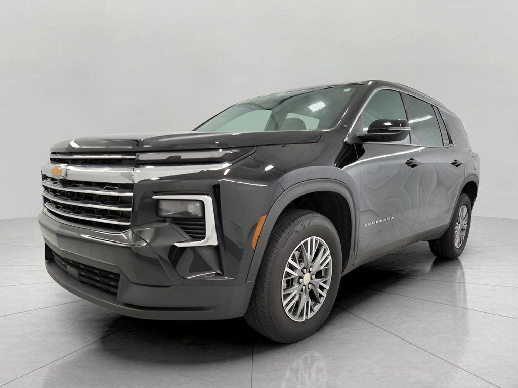 used 2025 Chevrolet Traverse car, priced at $38,549