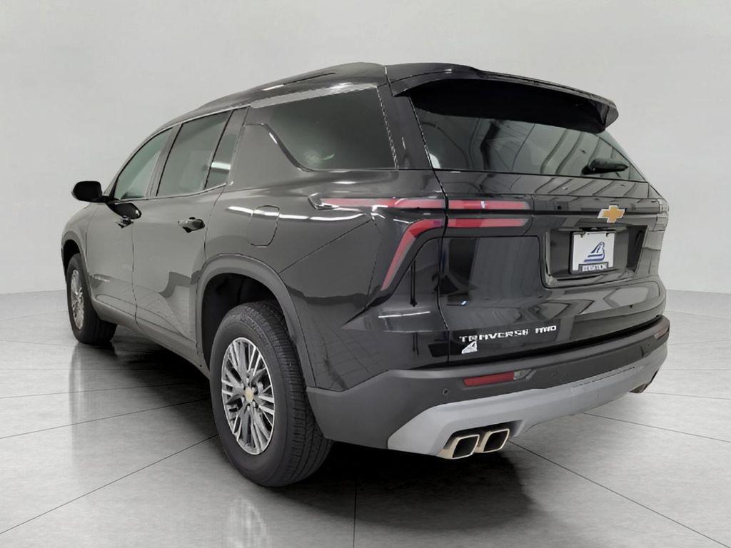 used 2025 Chevrolet Traverse car, priced at $38,549