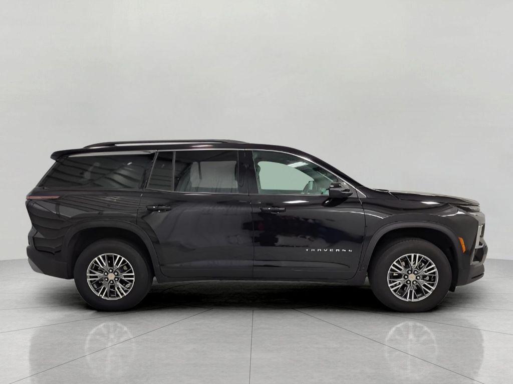 used 2025 Chevrolet Traverse car, priced at $38,549