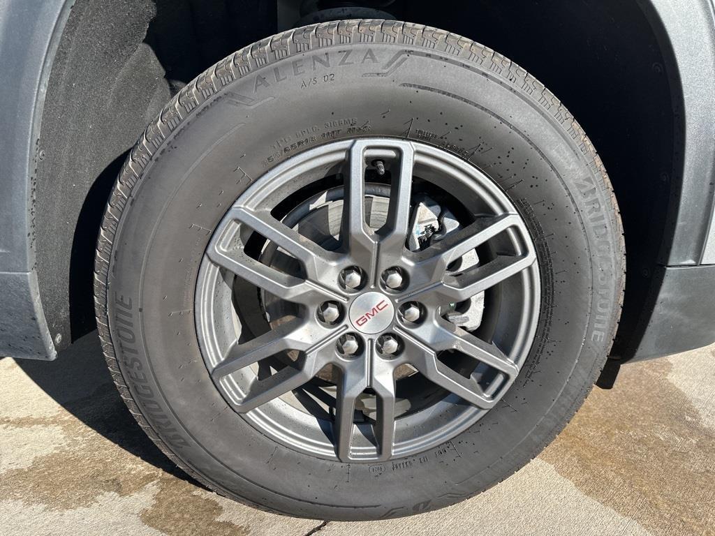 used 2025 GMC Acadia car, priced at $36,572