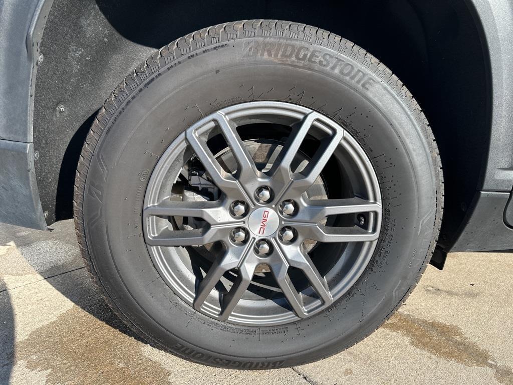 used 2025 GMC Acadia car, priced at $36,572