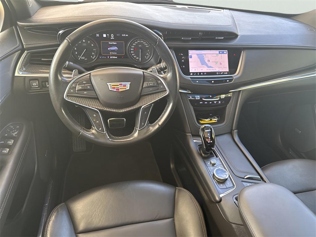 used 2021 Cadillac XT5 car, priced at $32,392