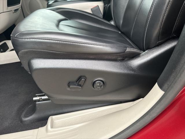 used 2023 Chrysler Pacifica car, priced at $24,492