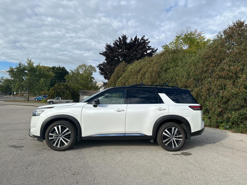 used 2025 Nissan Pathfinder car, priced at $45,992