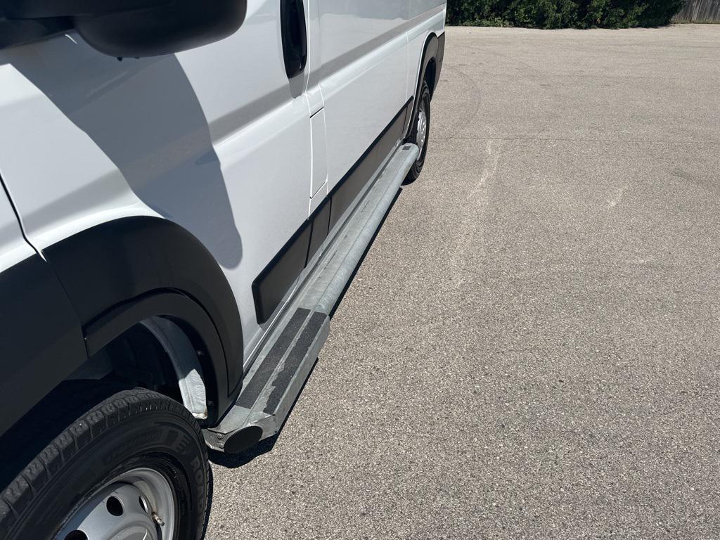 used 2023 Ram ProMaster 2500 car, priced at $30,992