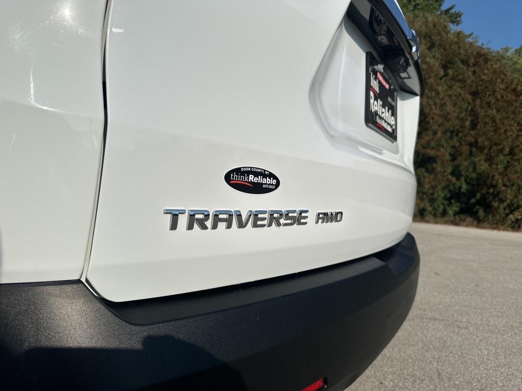 used 2023 Chevrolet Traverse car, priced at $34,992