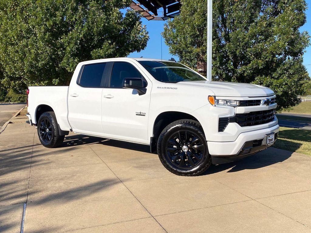 used 2025 Chevrolet Silverado 1500 car, priced at $43,888