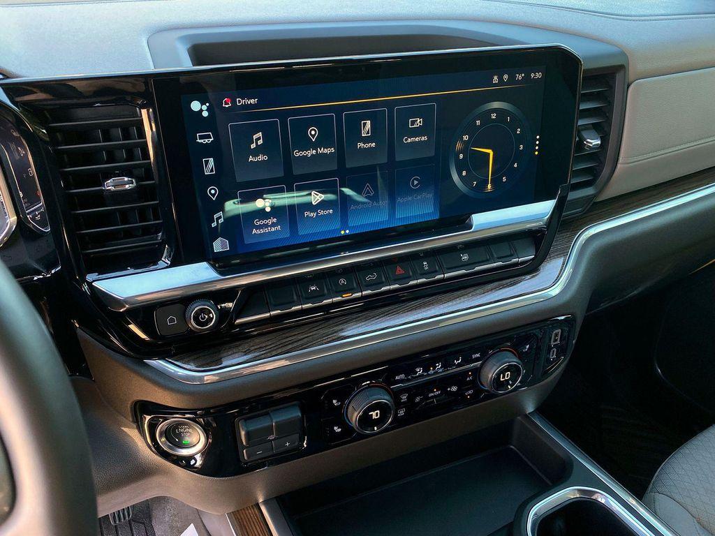 used 2025 Chevrolet Silverado 1500 car, priced at $43,888