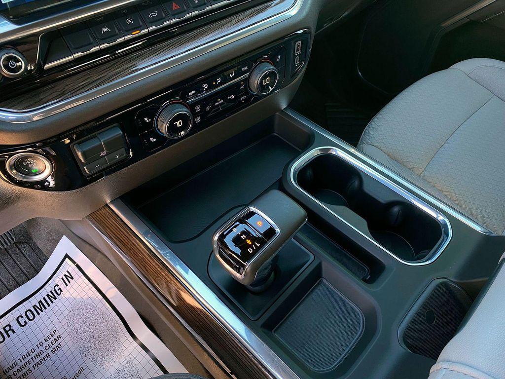 used 2025 Chevrolet Silverado 1500 car, priced at $43,888