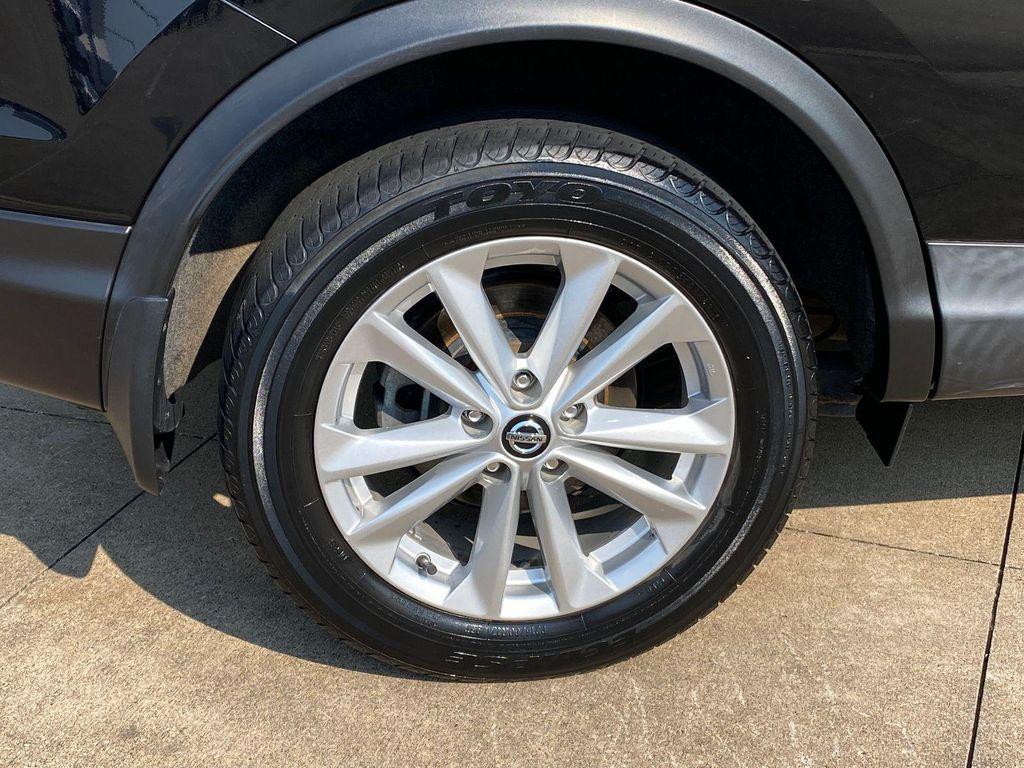 used 2019 Nissan Rogue Sport car, priced at $15,495