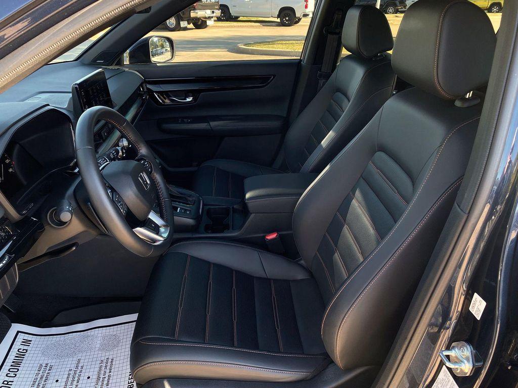 used 2023 Honda CR-V Hybrid car, priced at $35,077