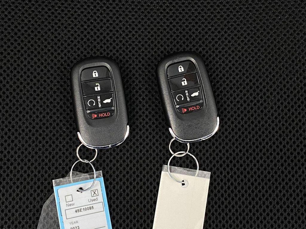 used 2023 Honda CR-V Hybrid car, priced at $35,077